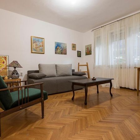 The Pioneers Home 2 Скоп'є Екстер'єр фото