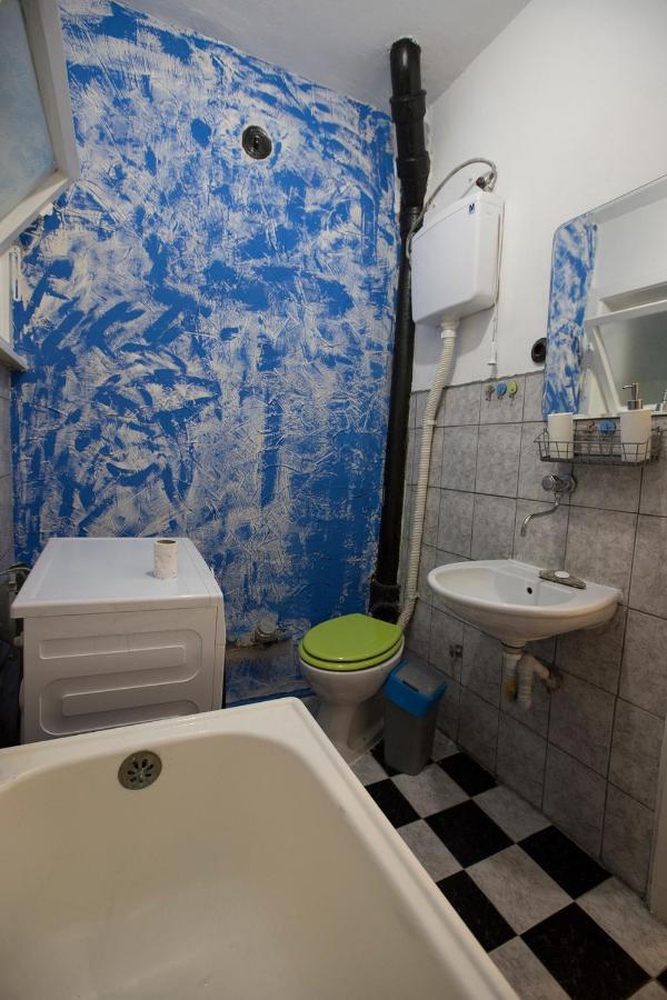 The Pioneers Home 2 Скоп'є Екстер'єр фото