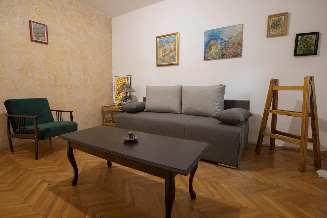 The Pioneers Home 2 Скоп'є Екстер'єр фото